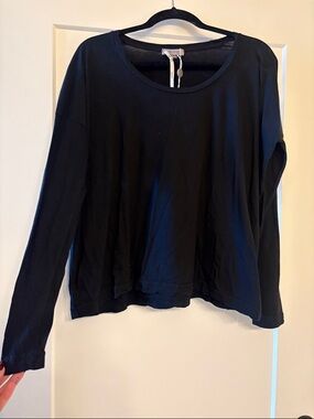 Crosley Black Long-Sleeve Women's Tee